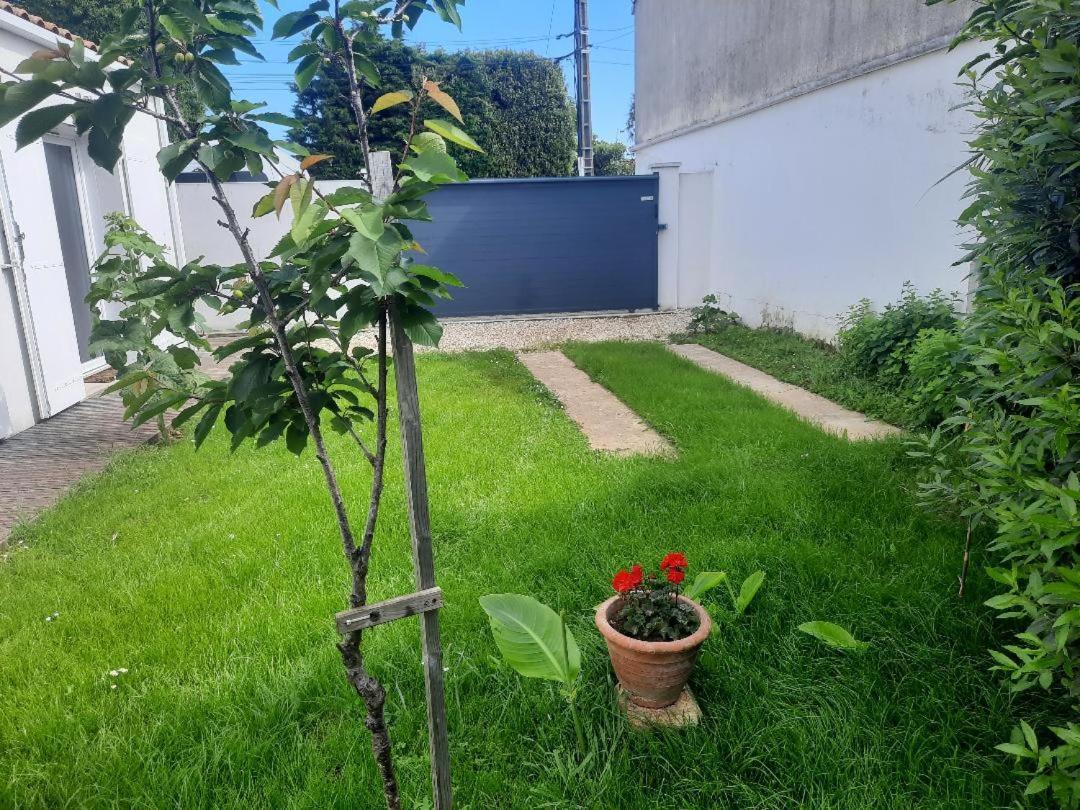 Vila 33 Bis La Rochelle  Exteriér fotografie